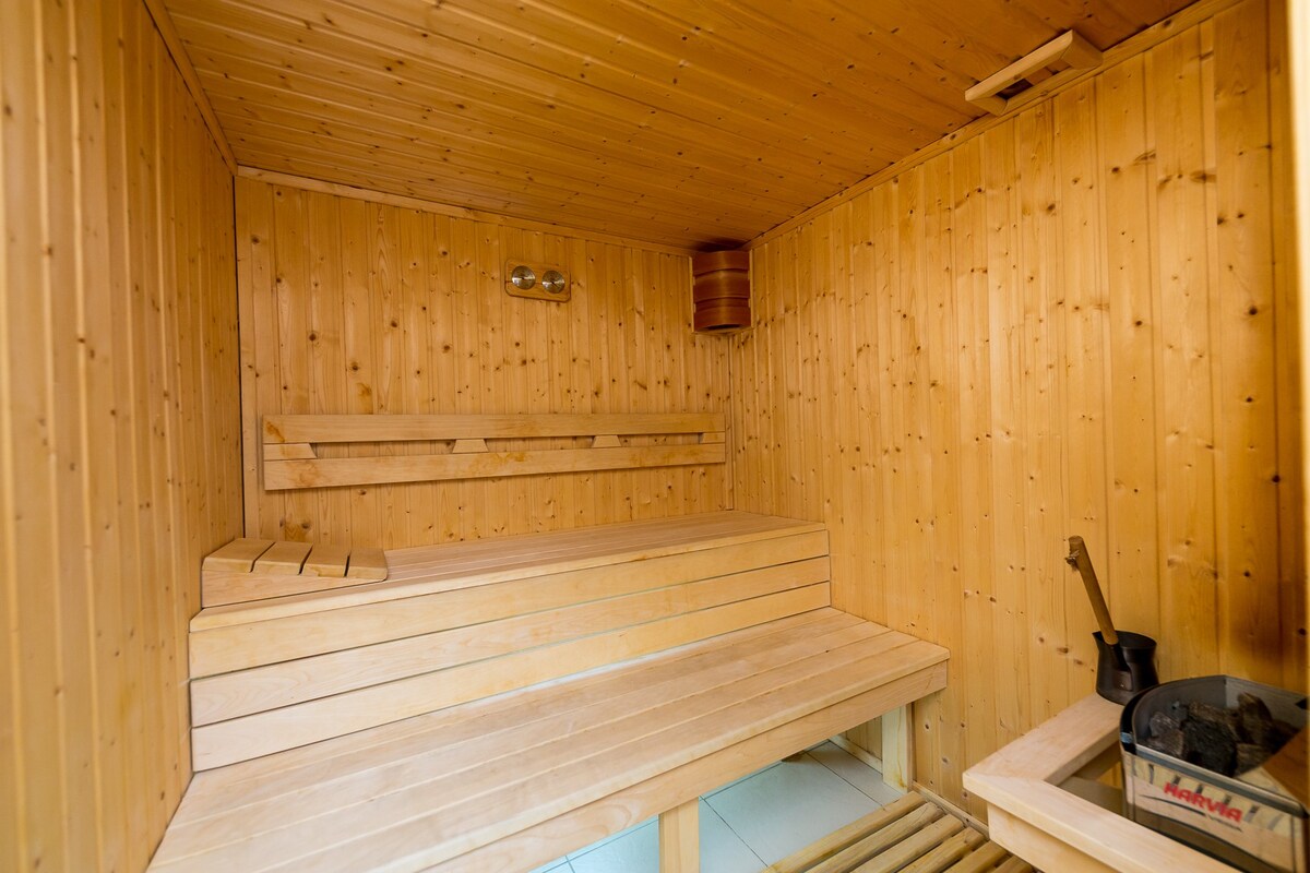 Grand luxusapartment at 1650 metres, private sauna
