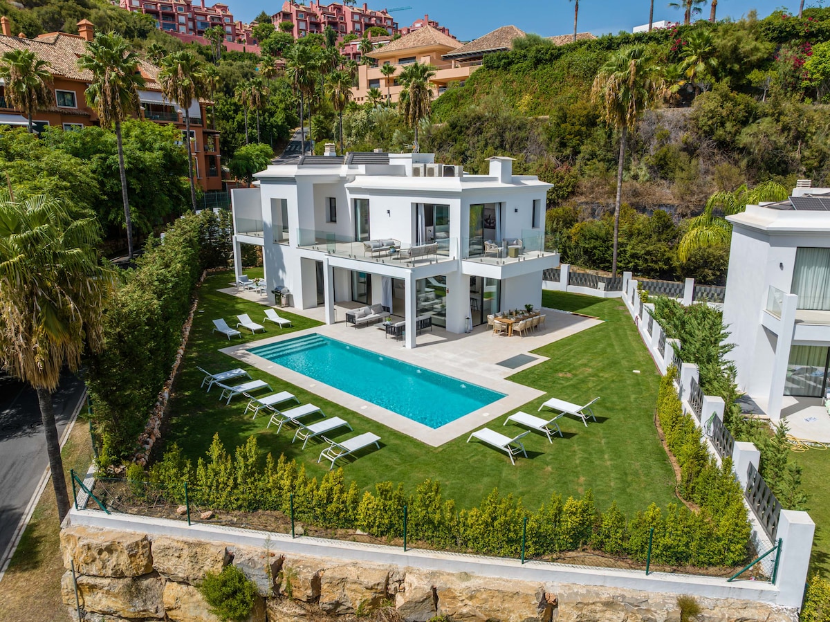 Villa Monte Halcones by Vacation Marbella