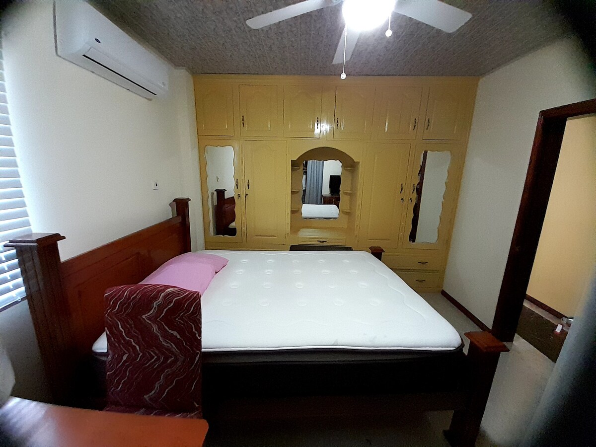 Furnished five bedroom house