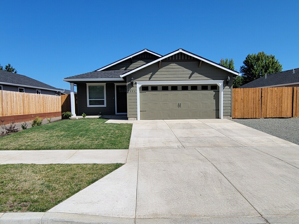 Modern Home in South Medford