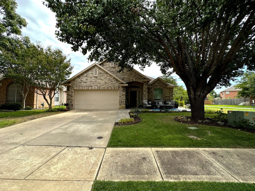 Cozy Spacious Lewisville Home