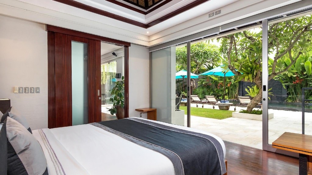 Luxury three bedroom villa near the beach Jimbaran