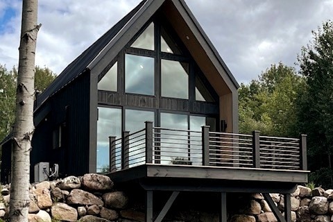 Modern Adirondack Getaway