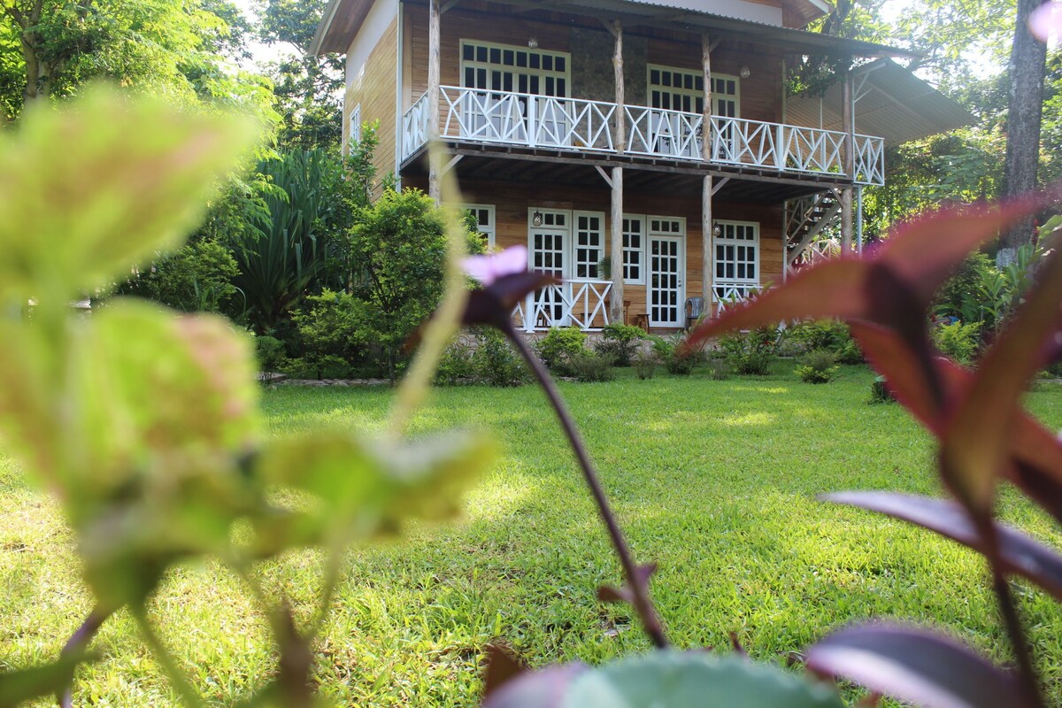 Rincon de Hadas Cabin