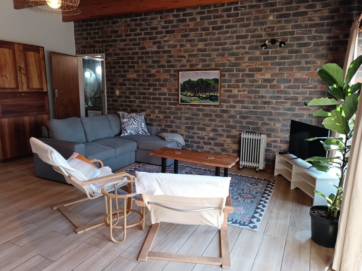 Boekenhout Accommodation Cottage