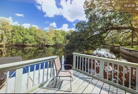 One Bedroom unit on the river