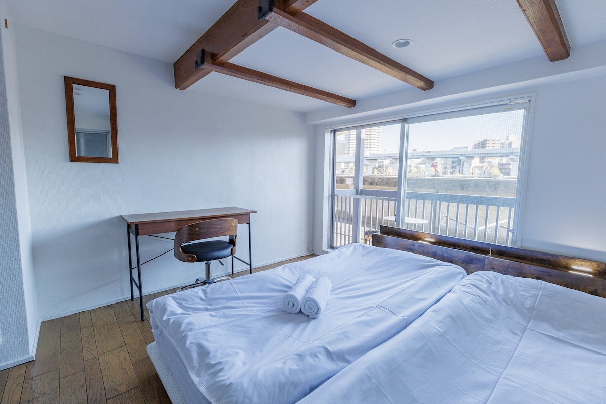 Twin Room with Balcony / Asakusa