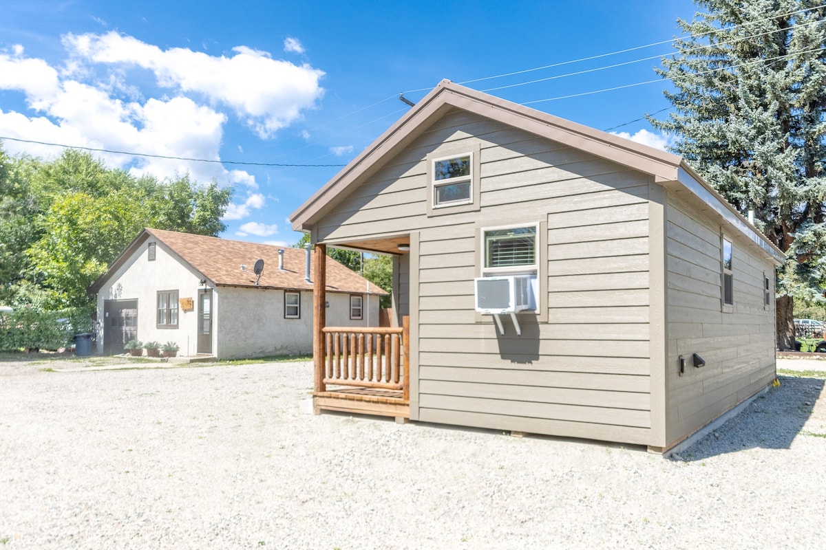 Absarokee - Cozy Cabin