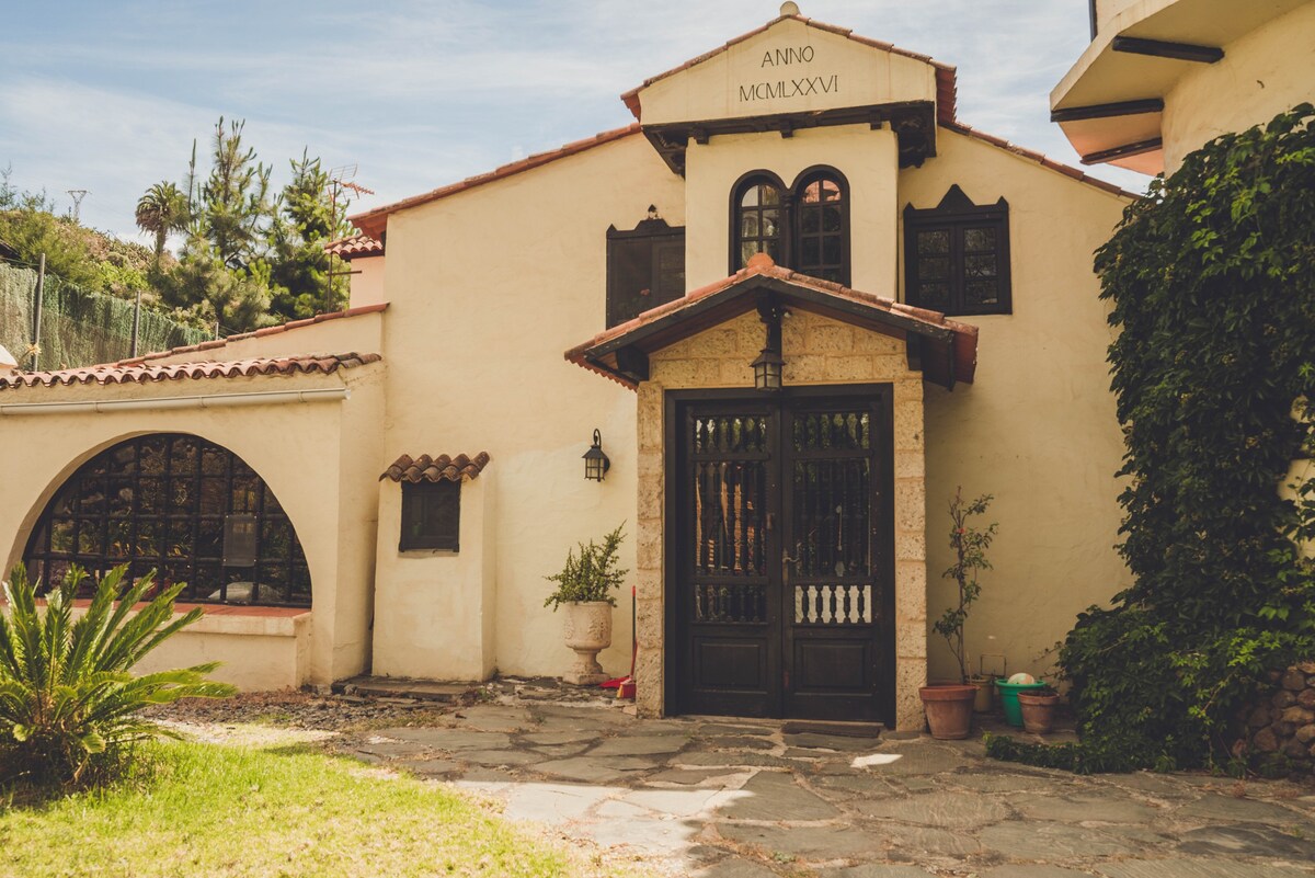 Estudio Wabi-Sabi, casita en jardin