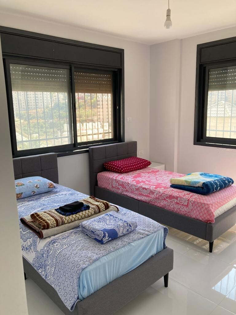 Stylish & Modern 3-Bedroom Flat
