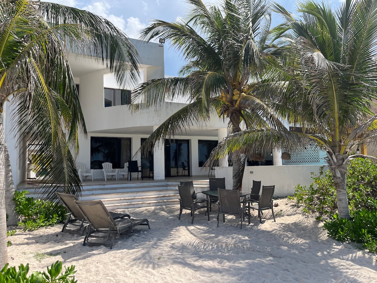 Casa Silia, playa frente al mar y alberca privada