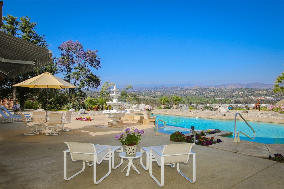 Sun&Star Kissed Central Luxury: Pool, Hottub,Views