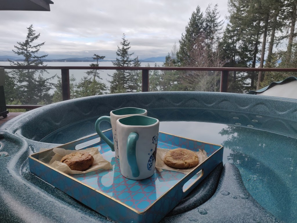 The Chuckanut Deckhouse