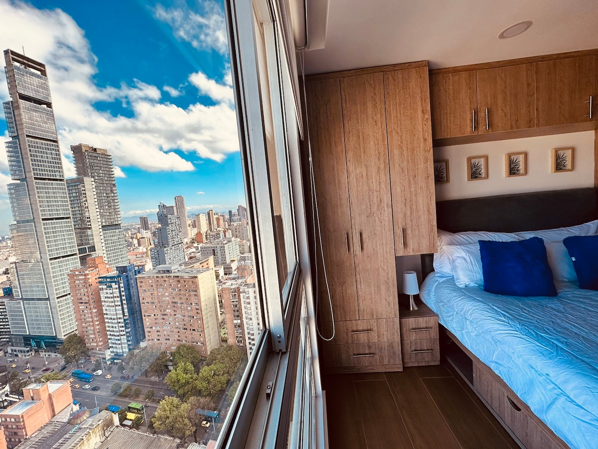 Hermoso y acogedor apto piso 32 para estrenar.