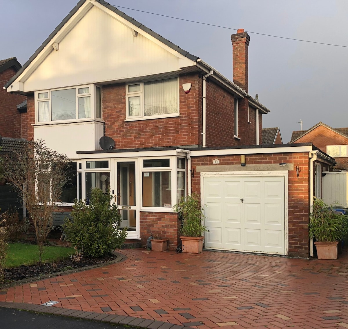 3 Bed House - Prime Location in Bramhall