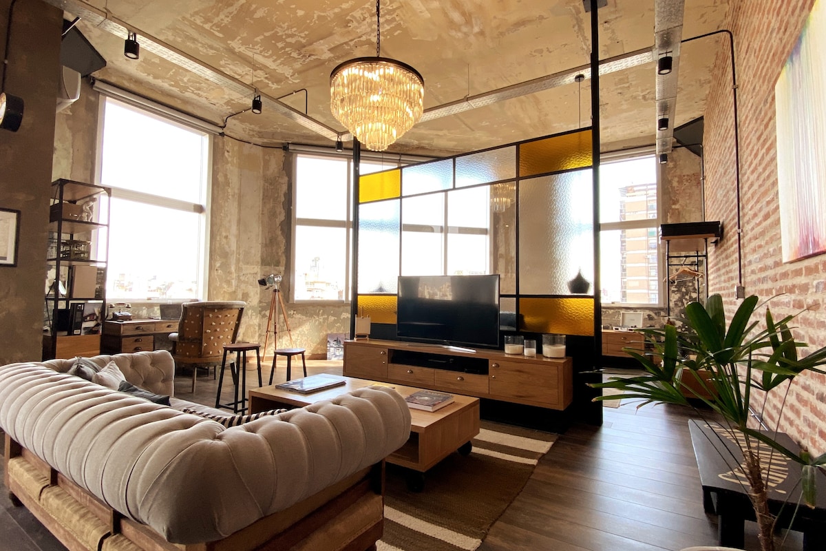 Loft Industrial en La Boca: Un espacio único