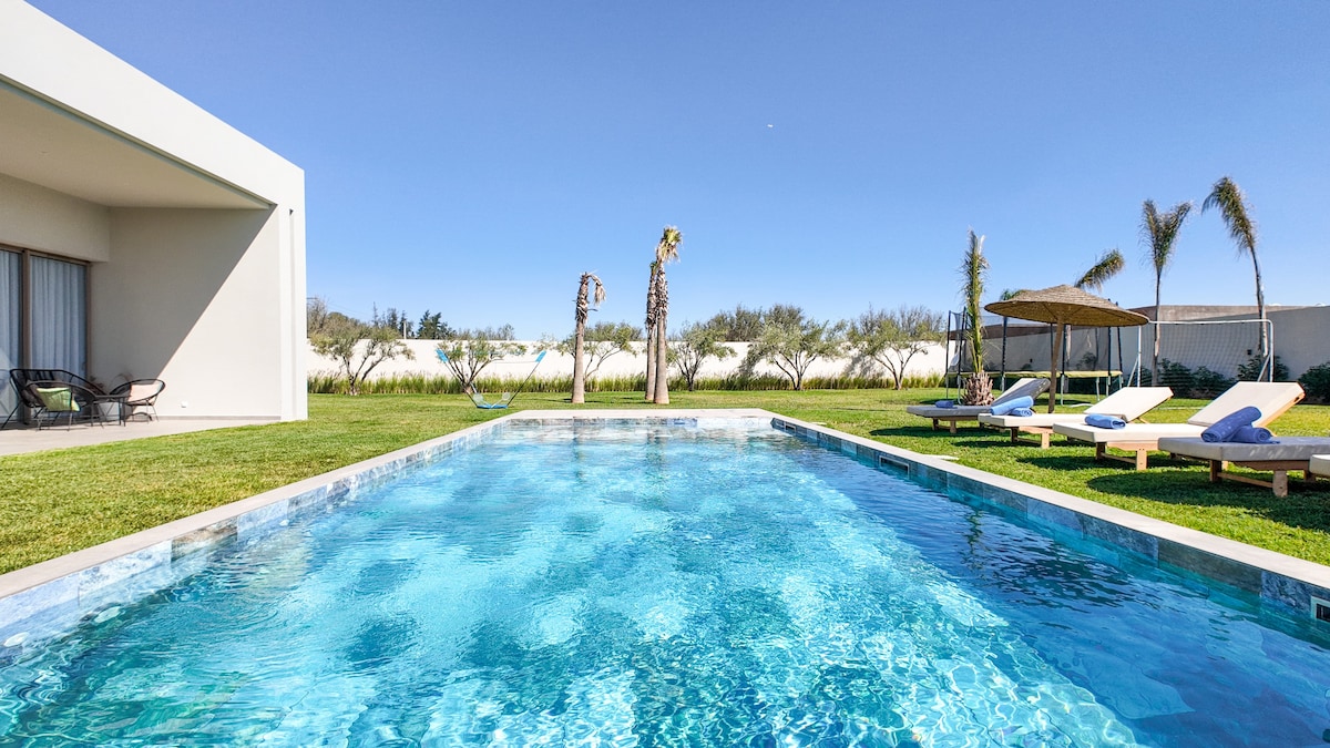 Superbe villa avec piscine chauffée à Marrakech