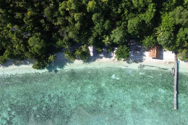 Luminous Cabin in Raja Ampat