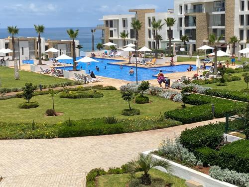 prestigia plage des nations