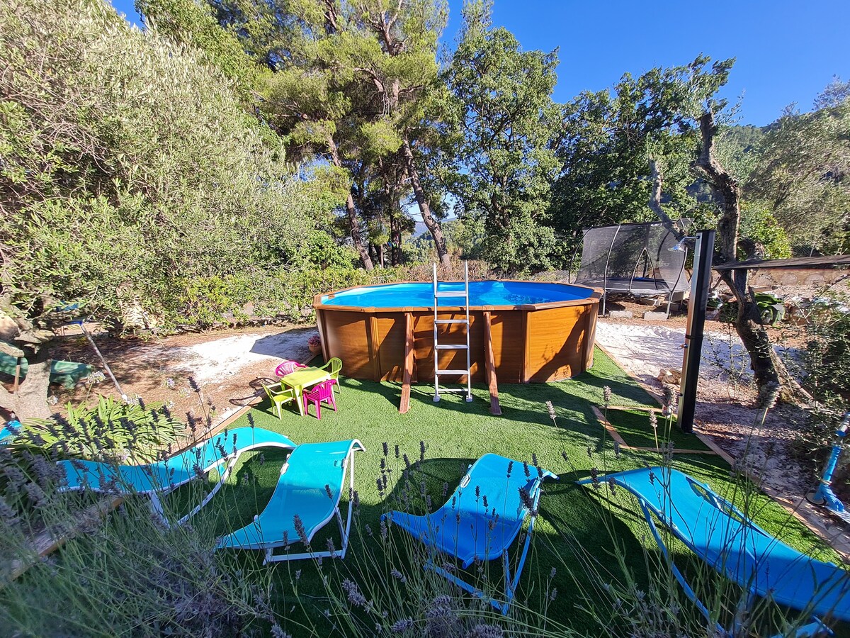 Villa - Piscine - Jardin à 30 min de Nice