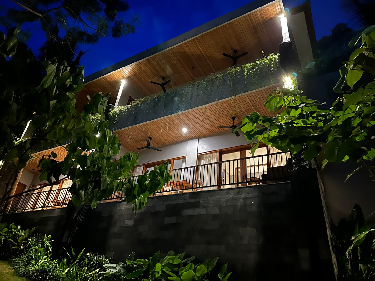 Suite bedrooms in Sanglung Villas