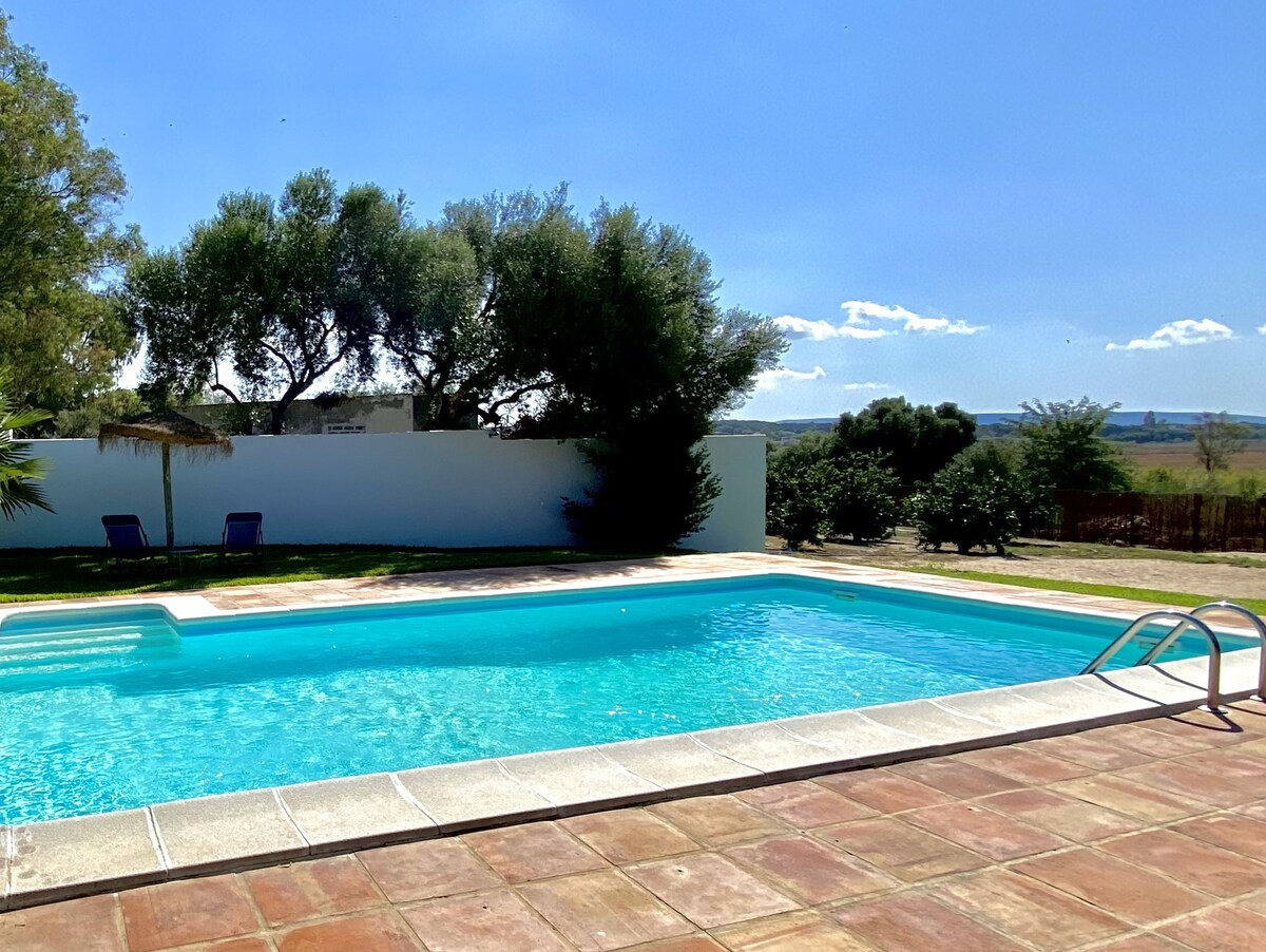 Slow Vejer, villa con piscina en un parque natural