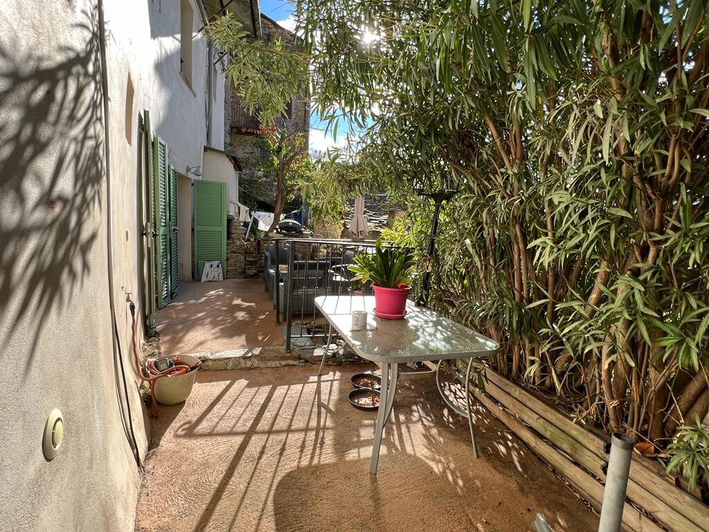 Appartement de plain-pied avec terrasse