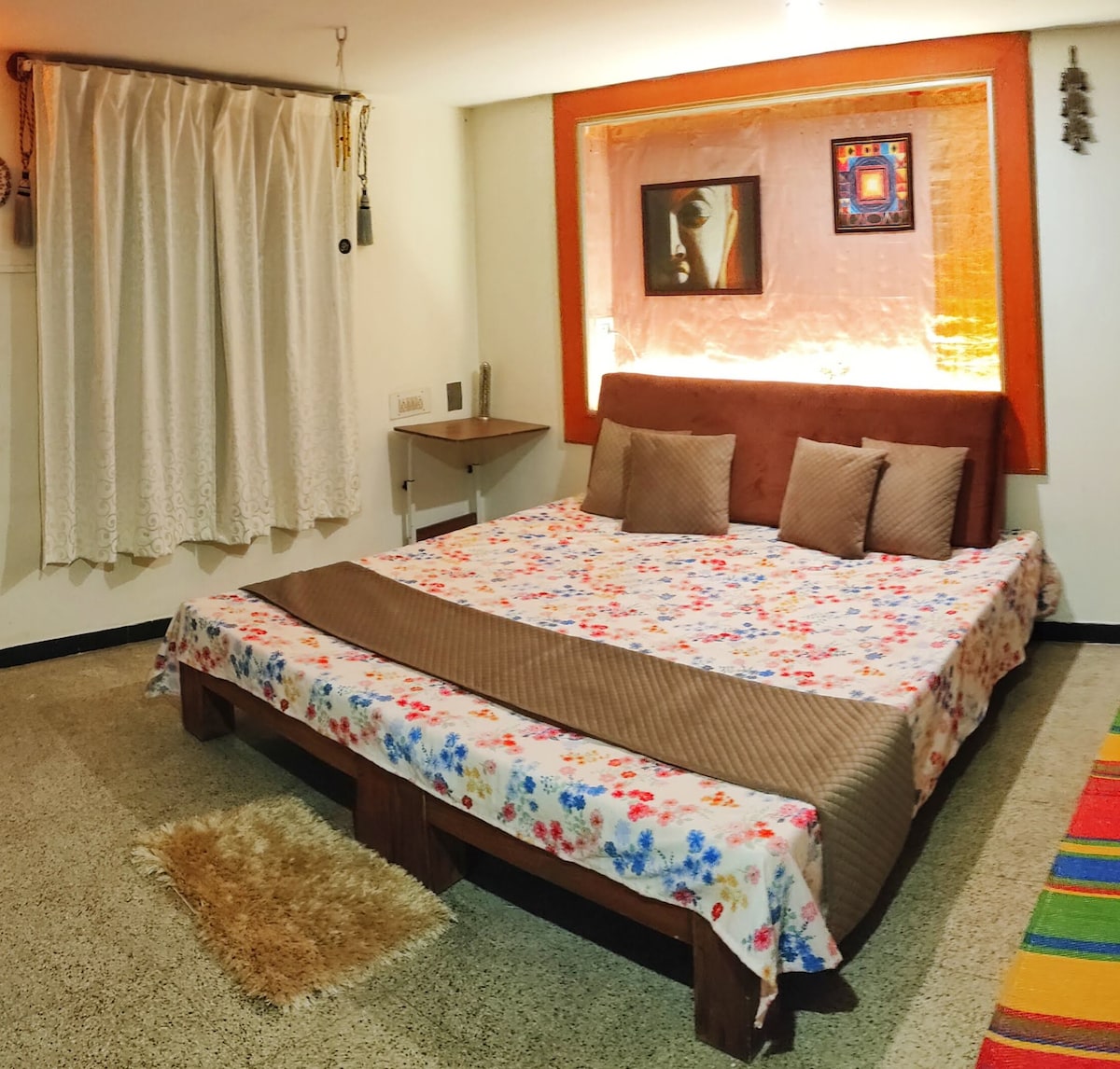 1 AC bedroom at a beautiful homestay in Mysore