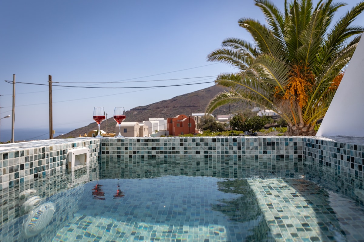 Jacuzzi suite w/sea view