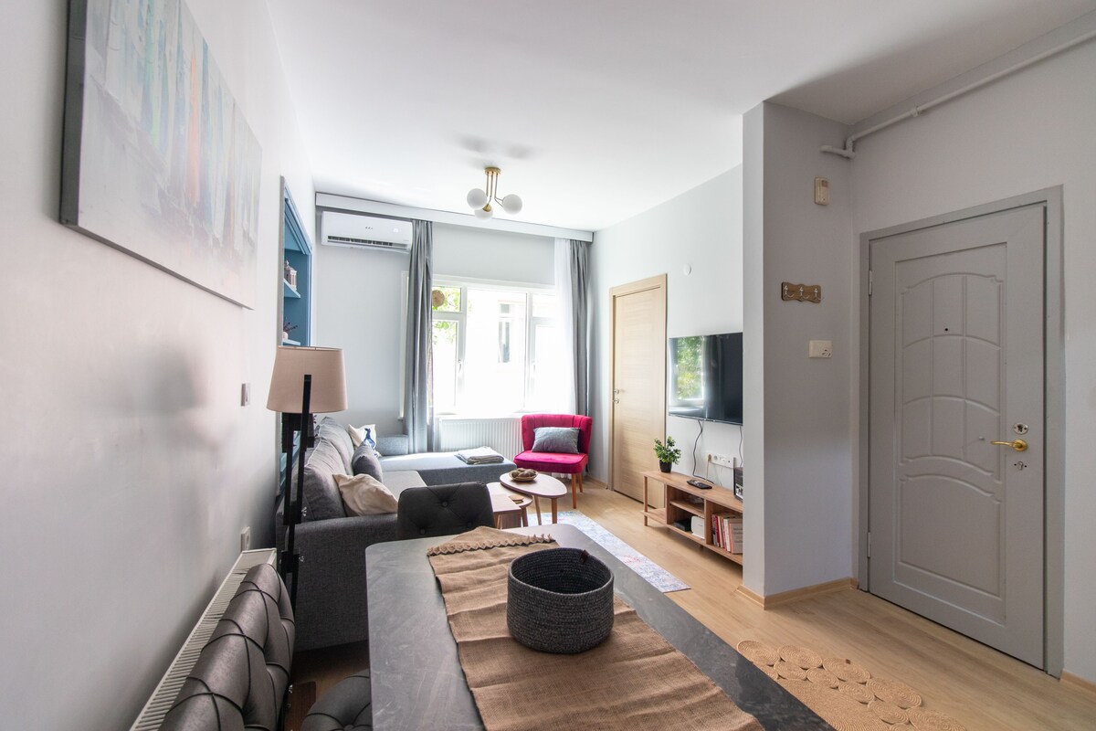 Renewed&Charming 3BR Flat in the Heart of the City