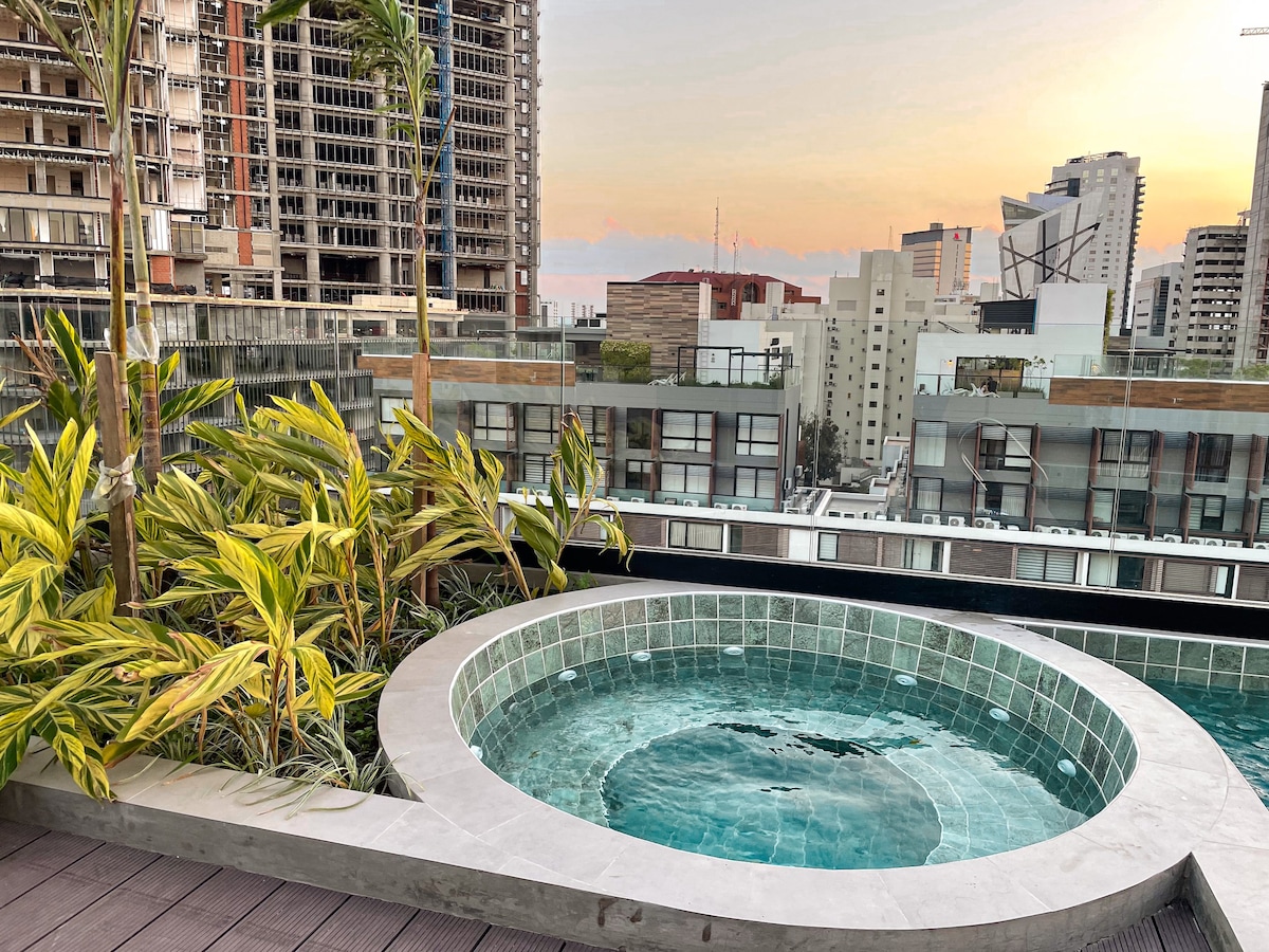 El Mirador Plaza, Balcon Jacuzzi