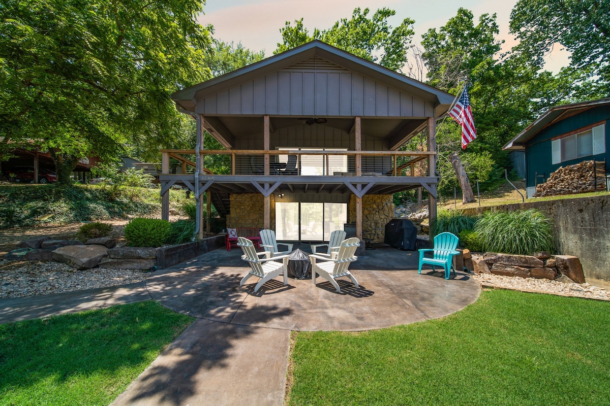 Dockside Cabin