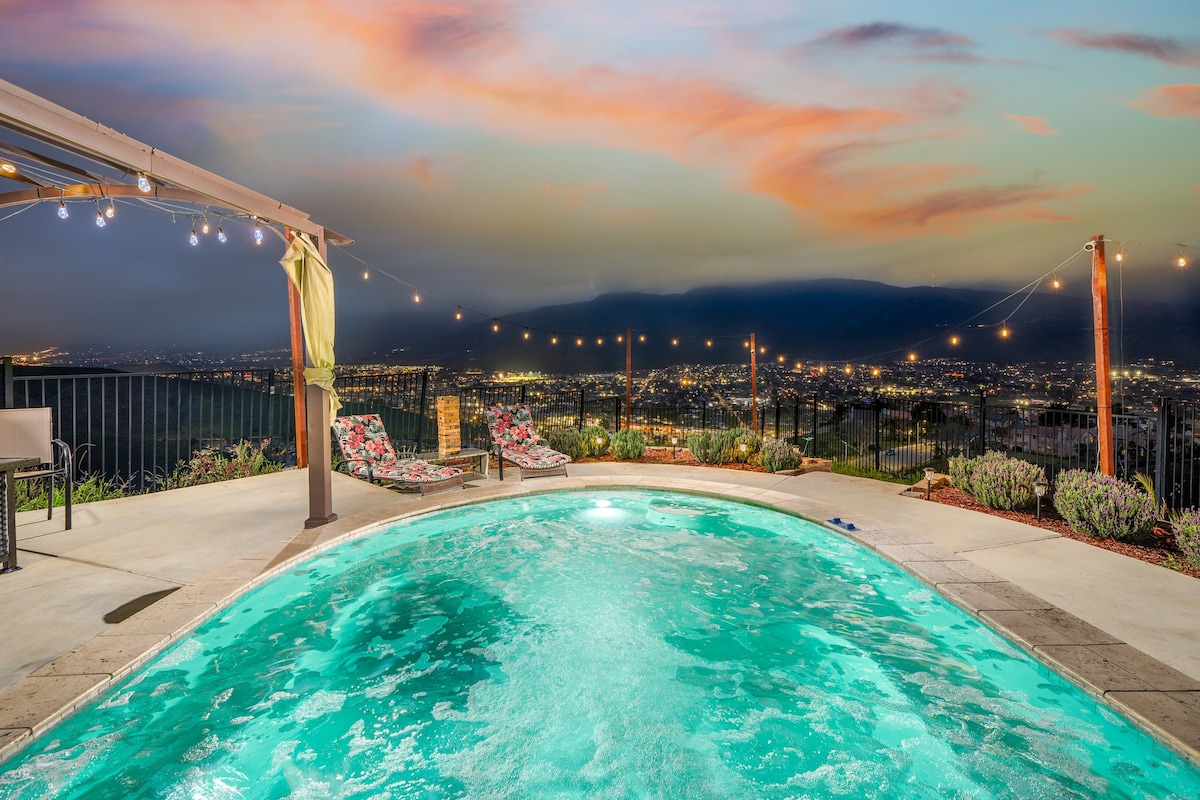 Luxurious Estate w/Heated Pool & Amazing Views