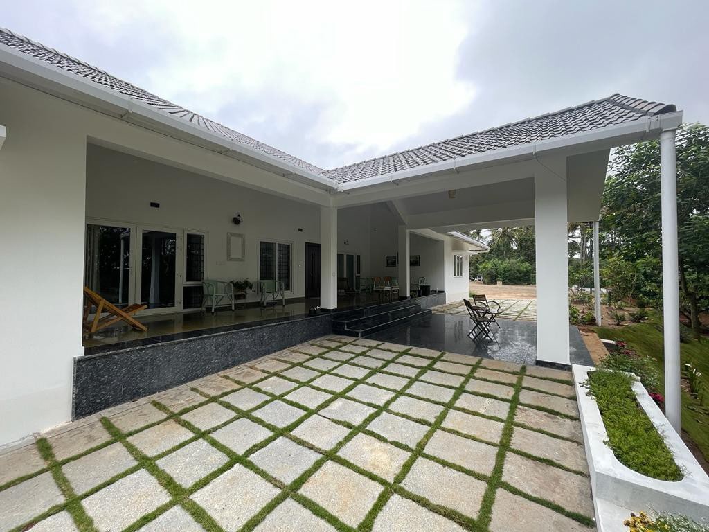 Villa Nellikad ( Entire Bungalow)