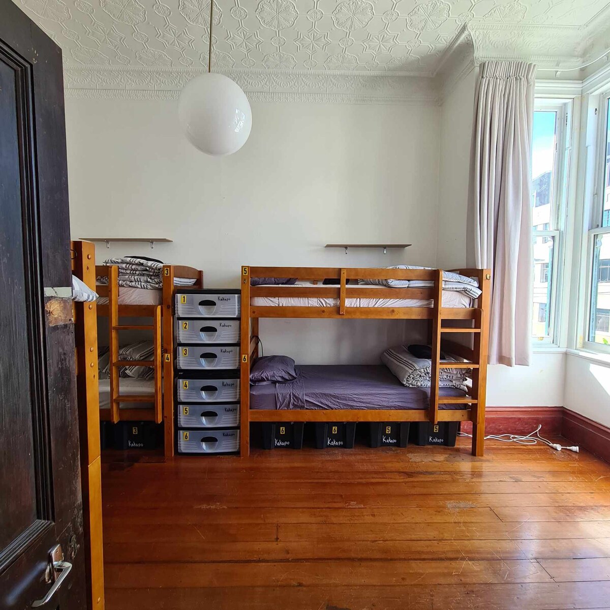 · Dorm Kakapo - Bed 4 - Pirie Street - Mt VIC