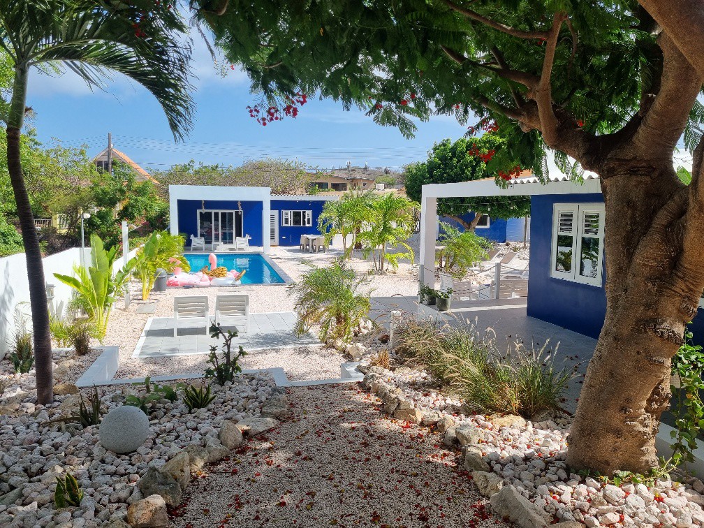 Villa and studio in mini resort with private pool