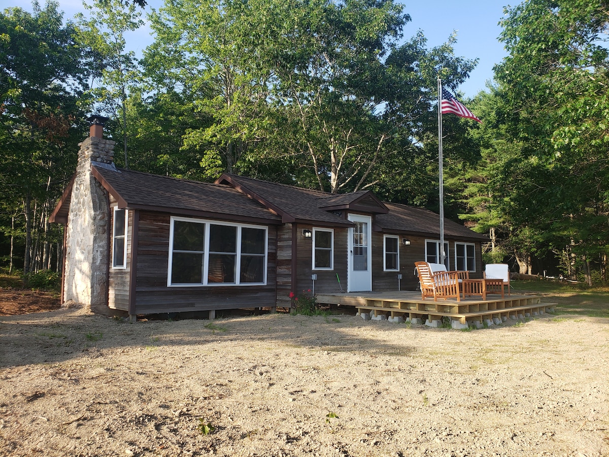 Graham Lake Cottage