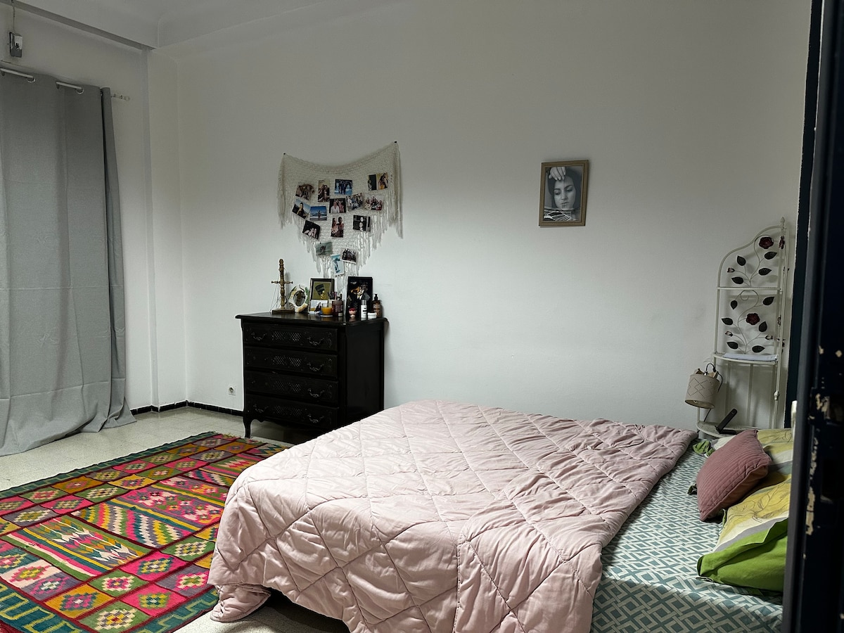 Pour femmes : Chambre, vue sur parc Beyrouth