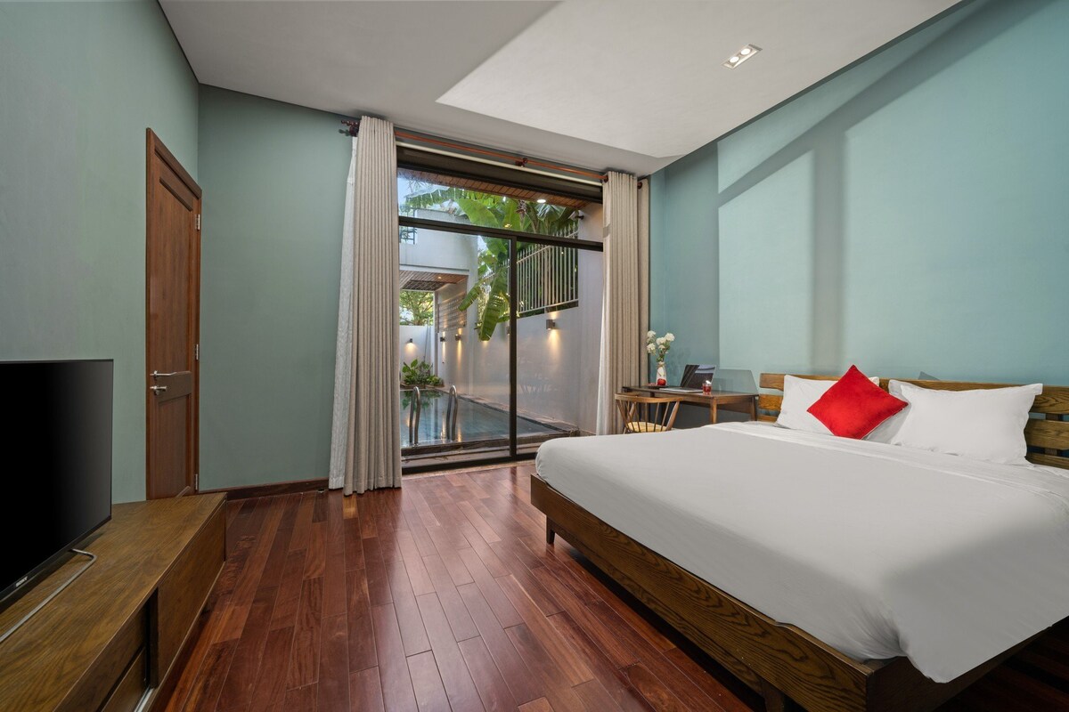 Stunning Villa Da Nang -5 bedrooms -Private Pool
