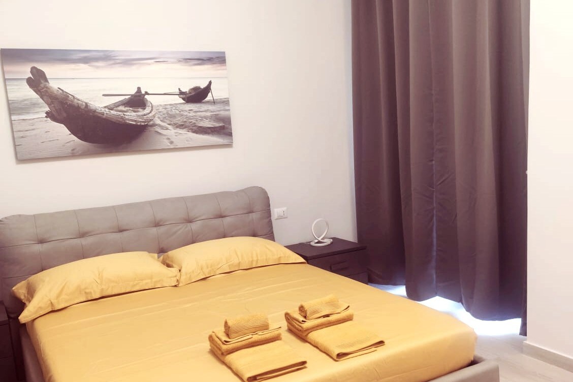 Elegant Apartment Navigli-Bocconi