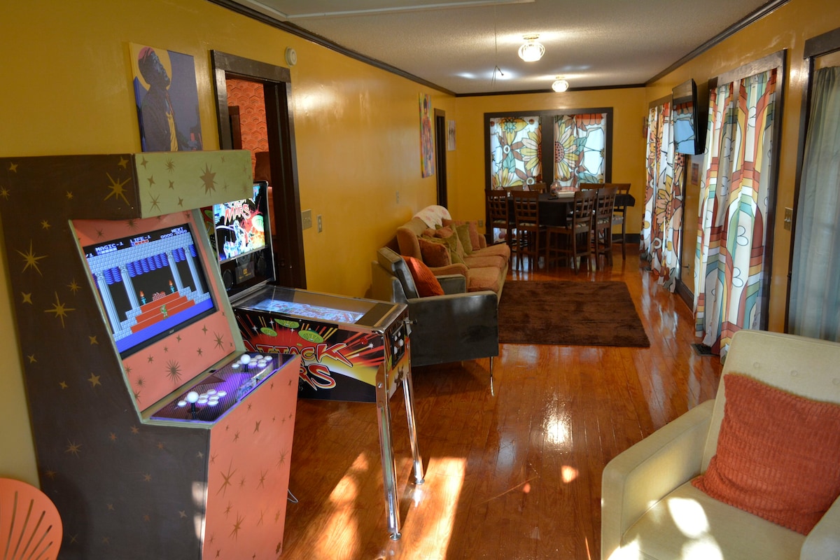 Retro Game Filled Ranch Near Downtown Walnut Creek