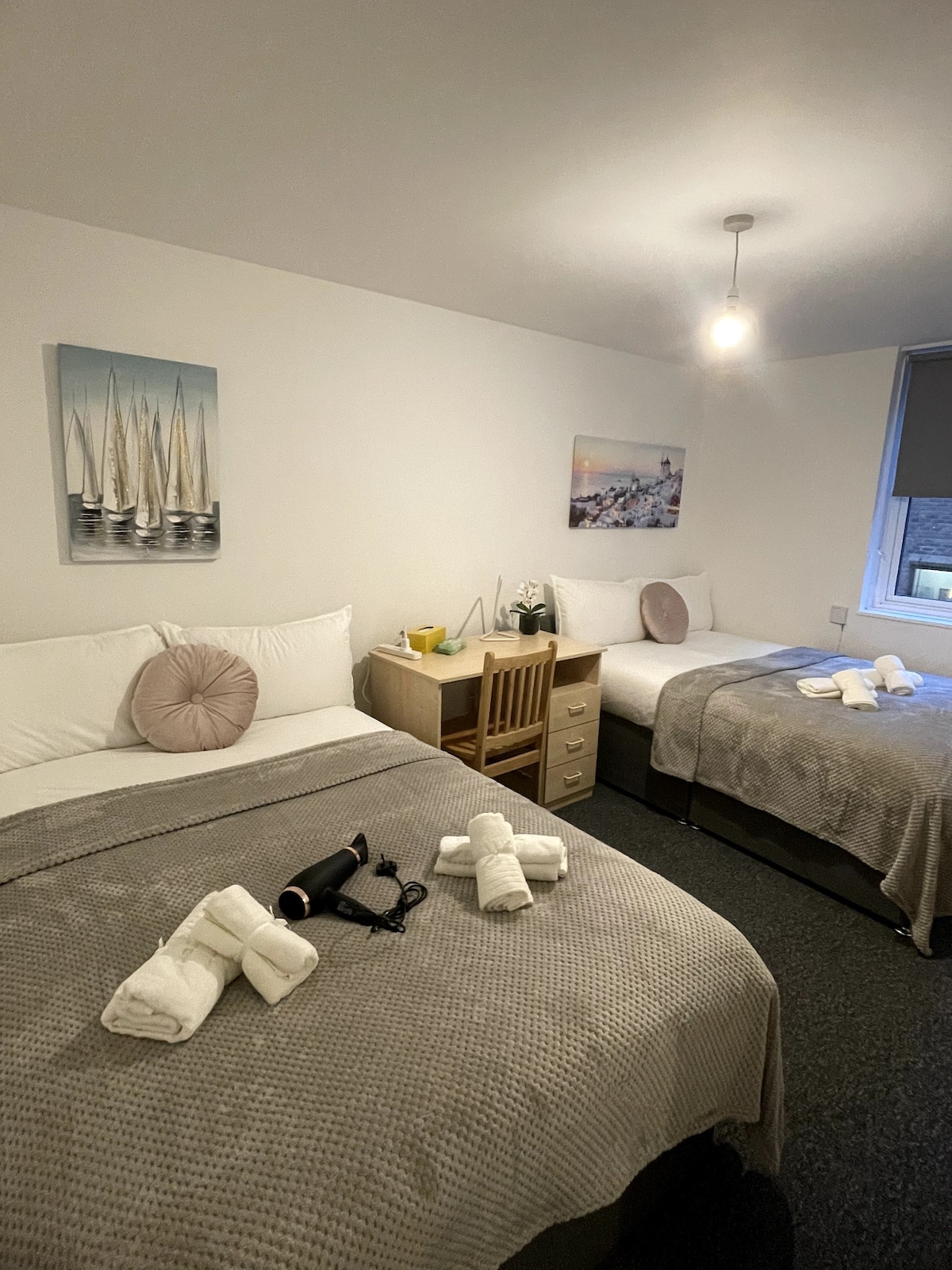 Private Quadruple Bedroom in Euston/Square (4)