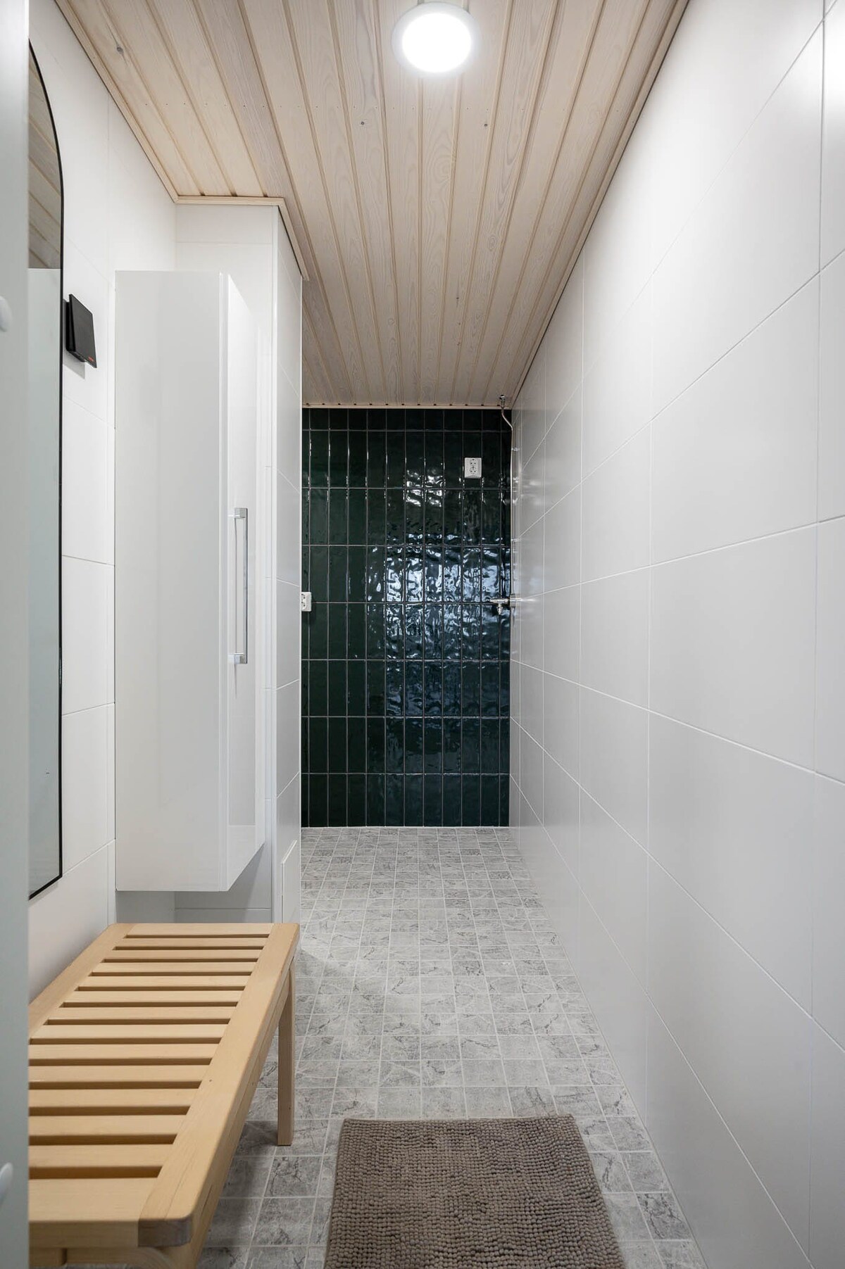 Moderni ja tilava kolmio + sauna