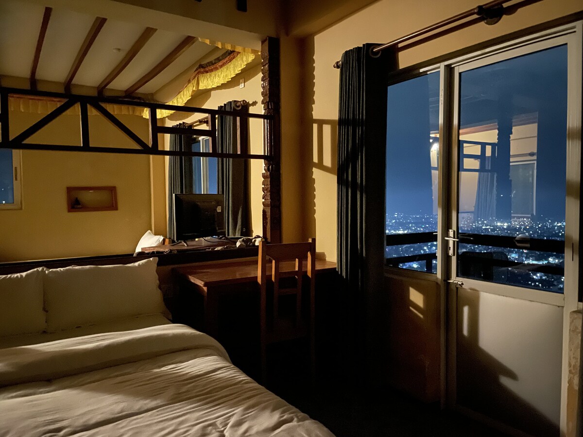 Lamagau hotel Himalayan home