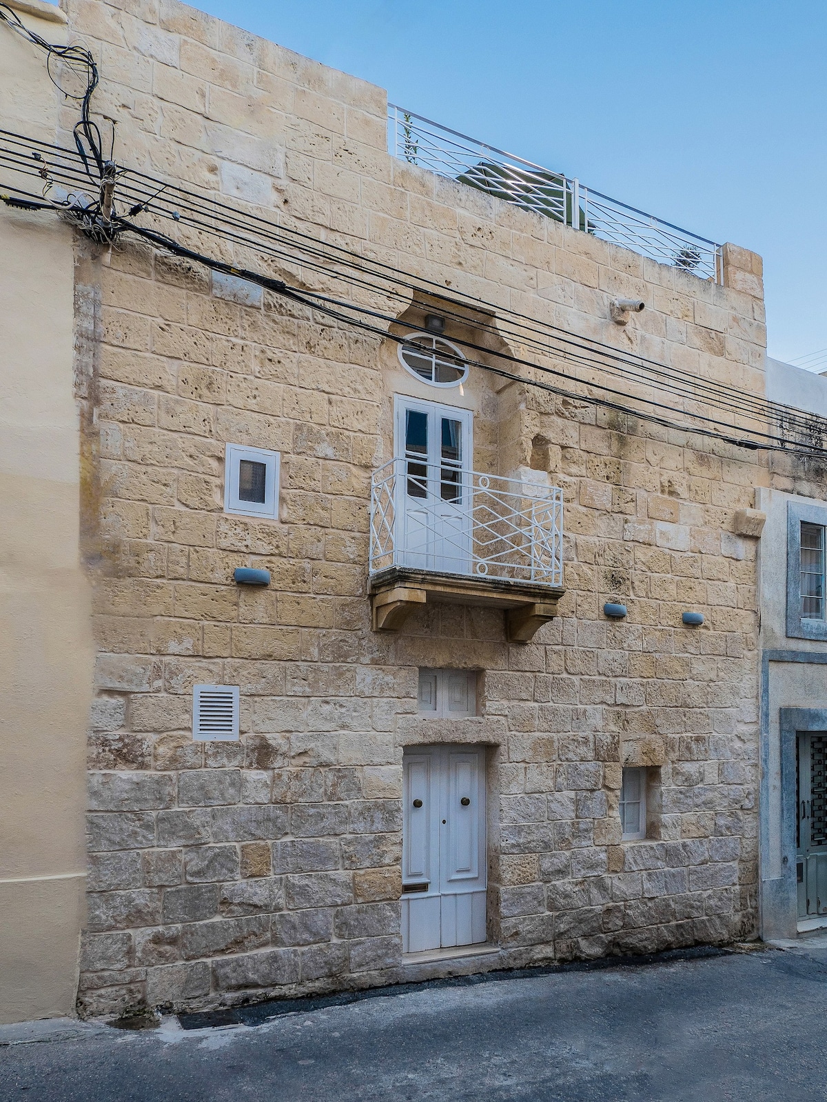 Naxxar House of Character