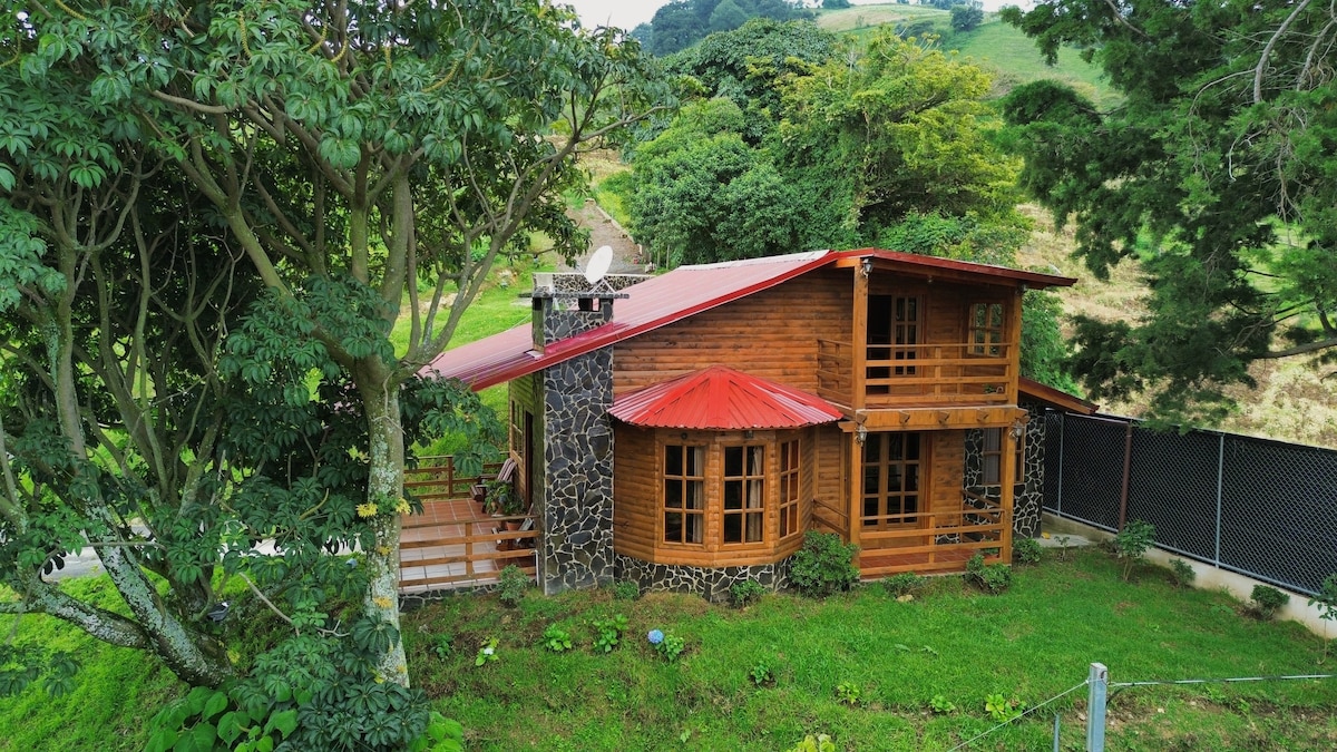 La Rejoya cabin