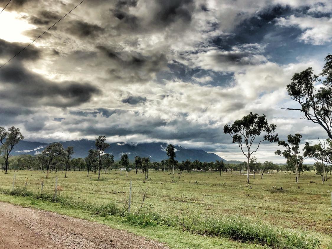 Townsville-MontPelier Farmstay. Oak Valley.