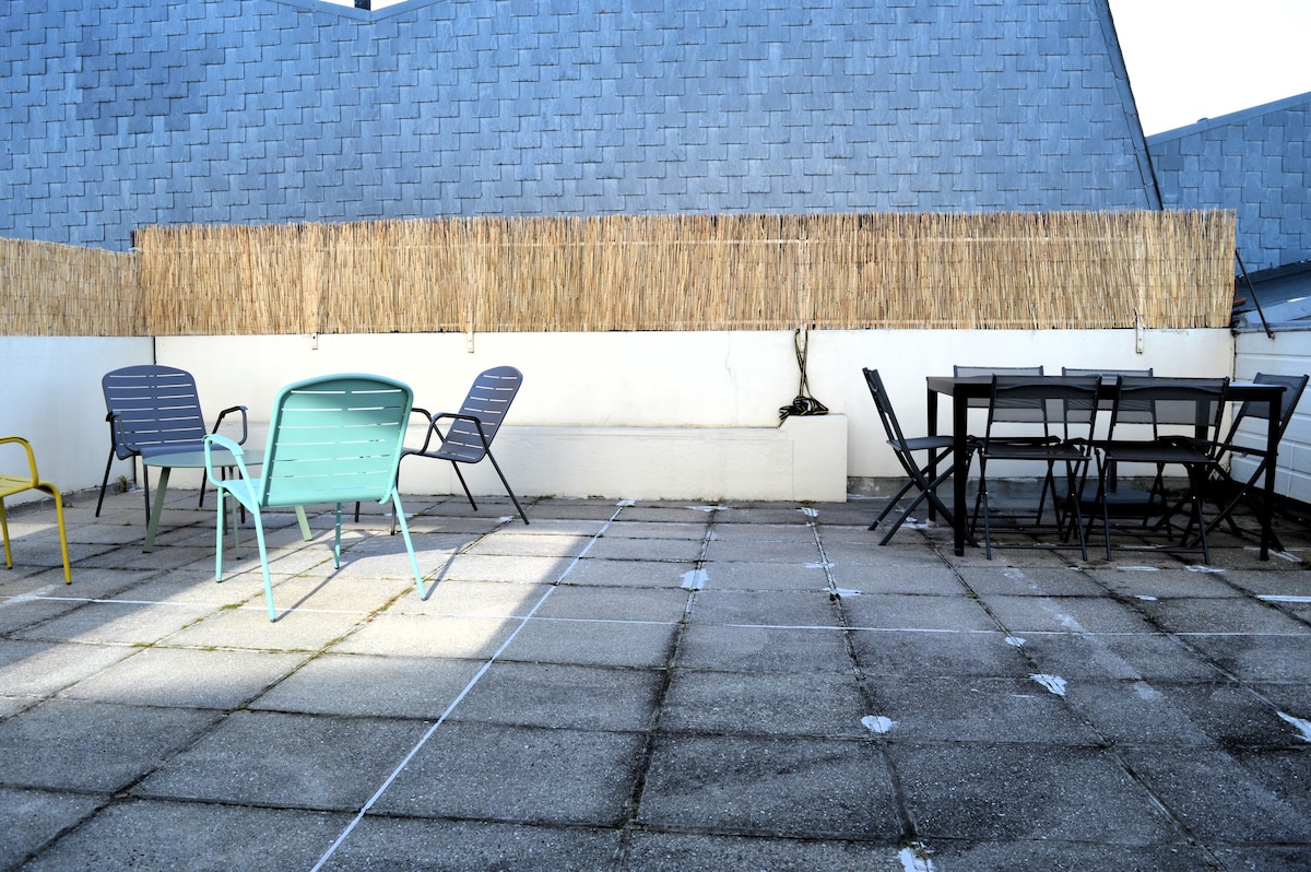 Le Haveneau, grande terrasse à 100m de la plage