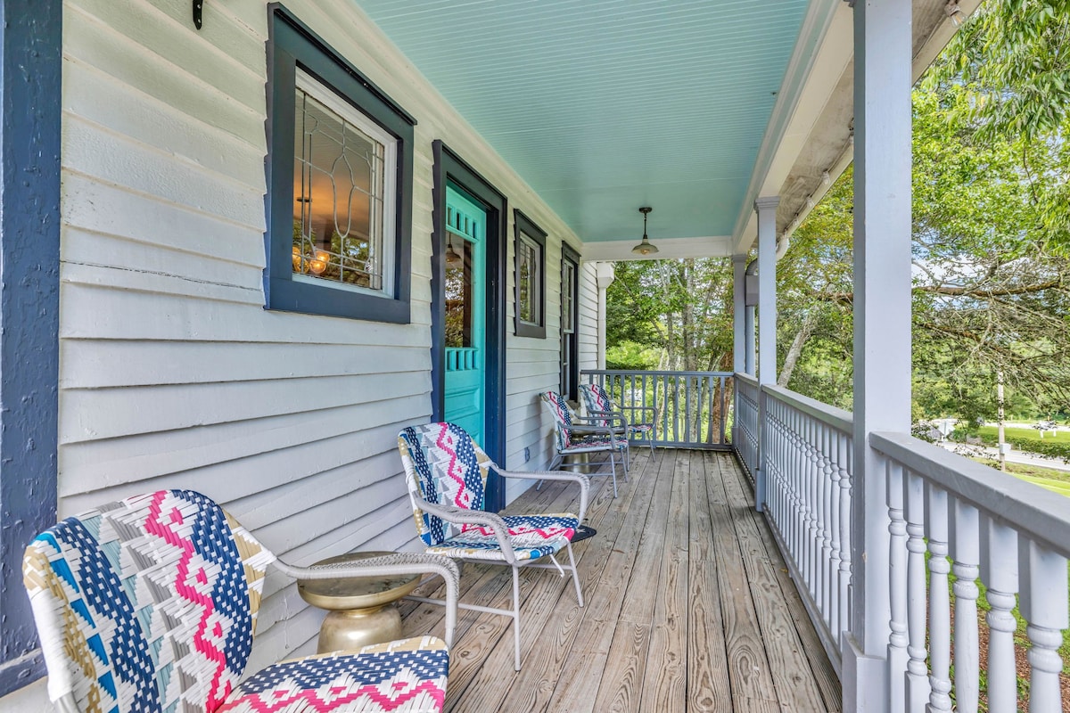 Historic & Spacious Leiper's Fork Inn