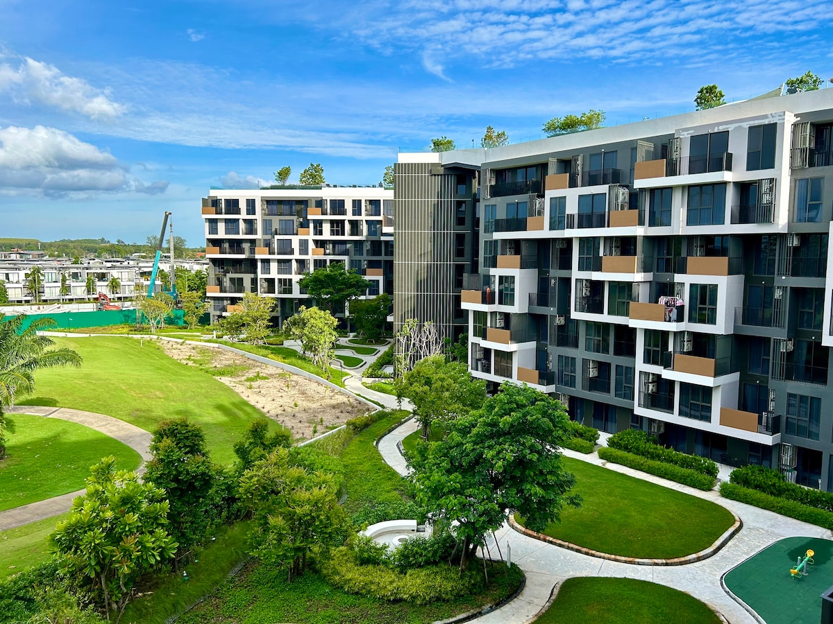 New cozy studio with golf view in Laguna Skypark